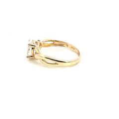 14K Yellow Gold Lady's Oval CZ Fashion Ring 2.9 grams Size:7